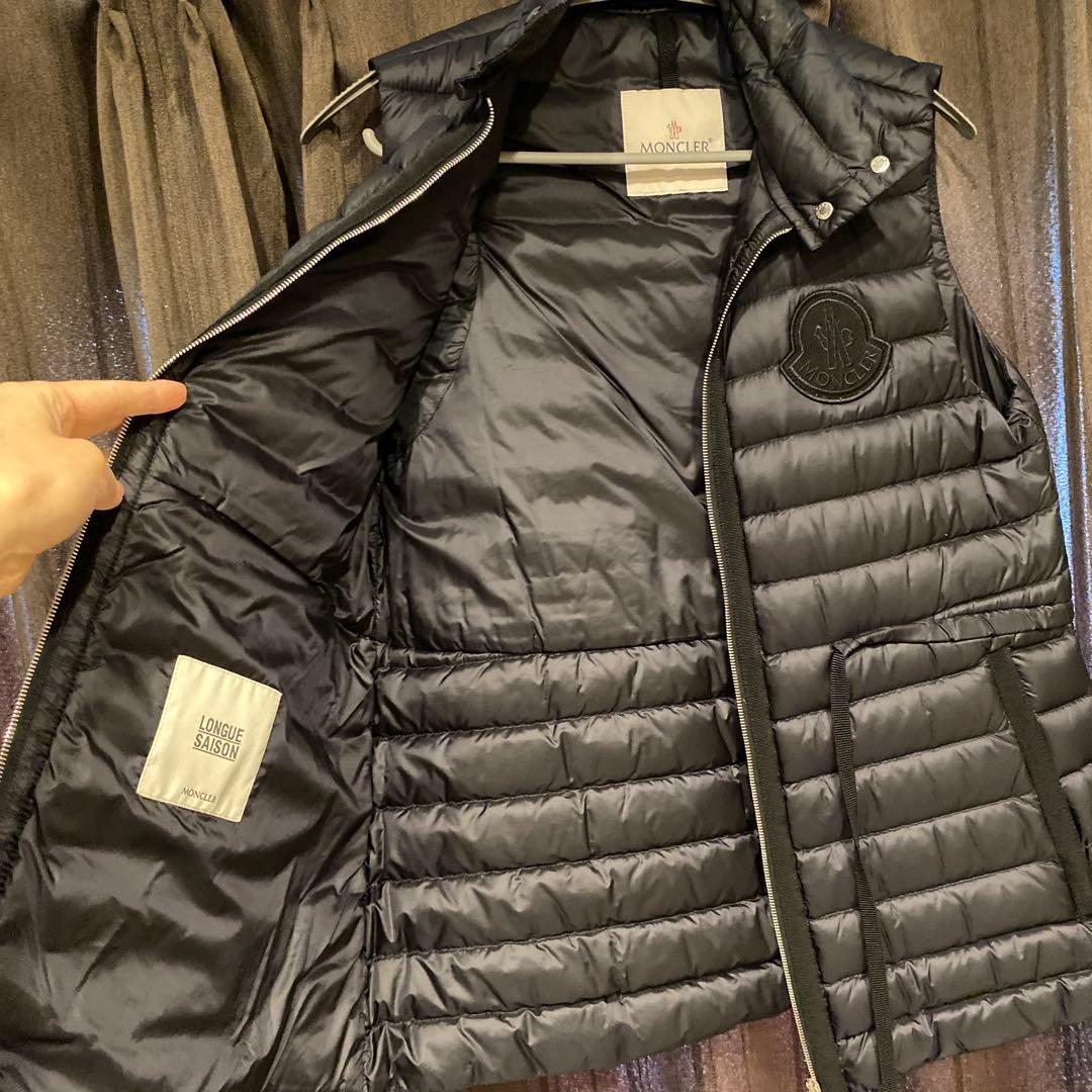 モンクレール　ダウンベスト　1