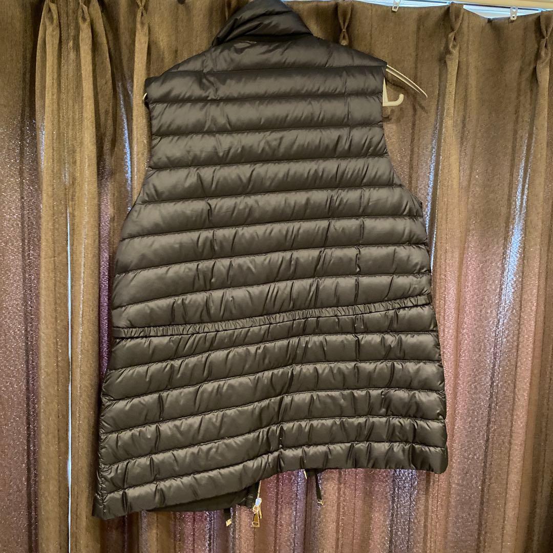 モンクレール　ダウンベスト　1