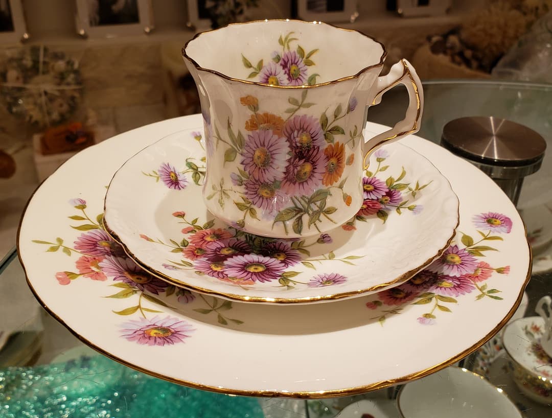 ハマースレイ ⑥ パープル フラワー マム トリオ カップ プレート ビンテージ