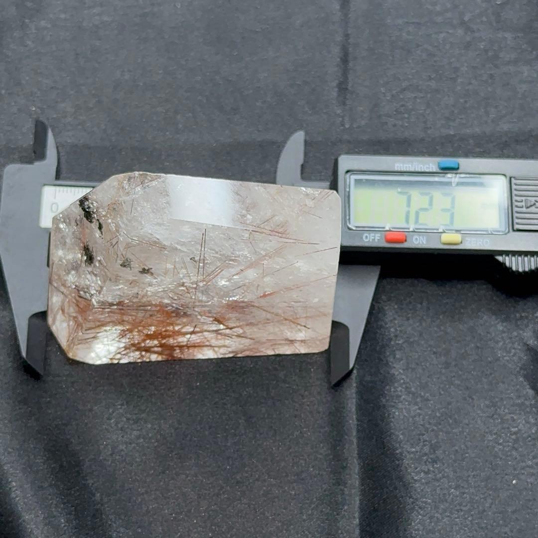【天然石】レッドルチルクォーツ フリーカット 原石 ポイント 裸石 置物
