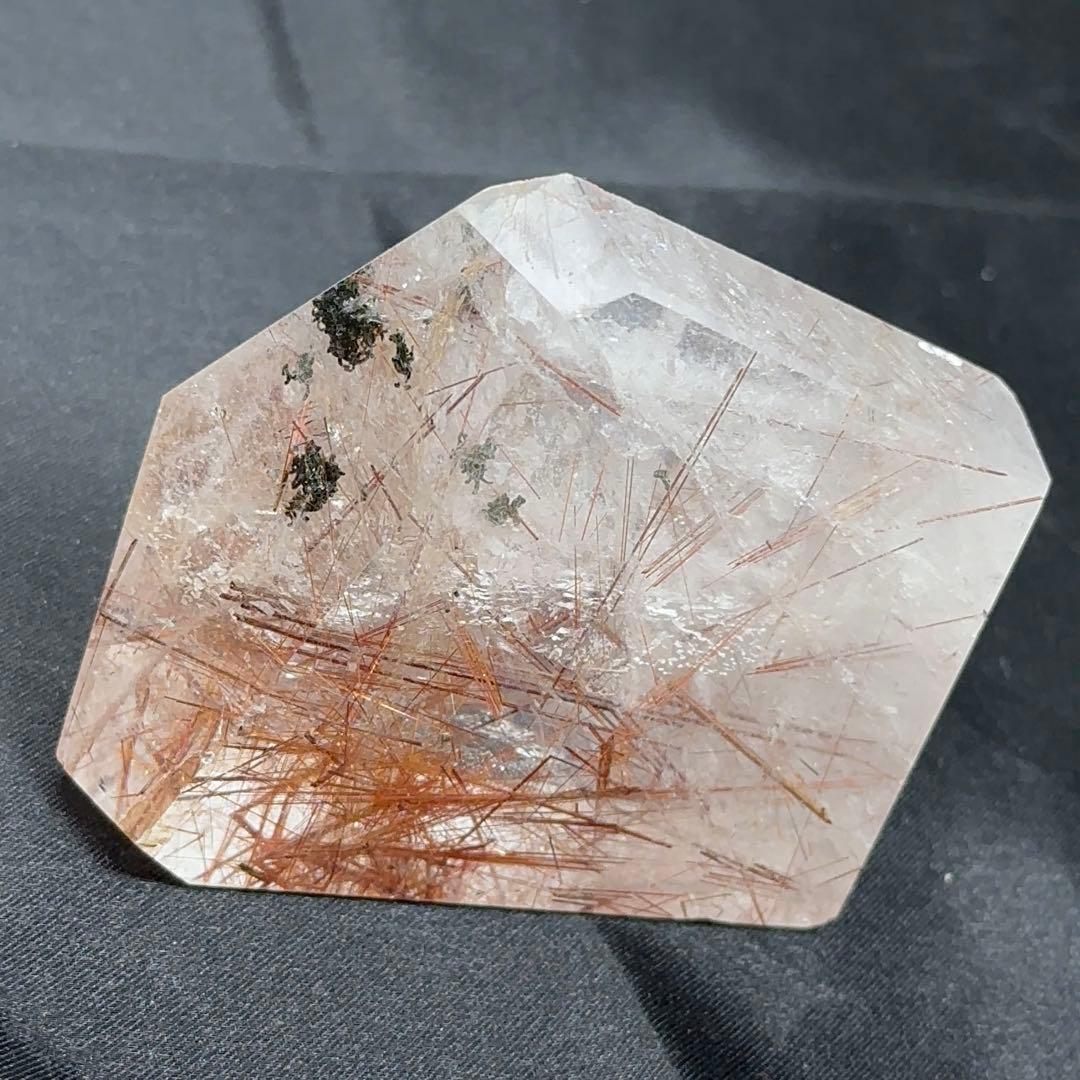 【天然石】レッドルチルクォーツ フリーカット 原石 ポイント 裸石 置物