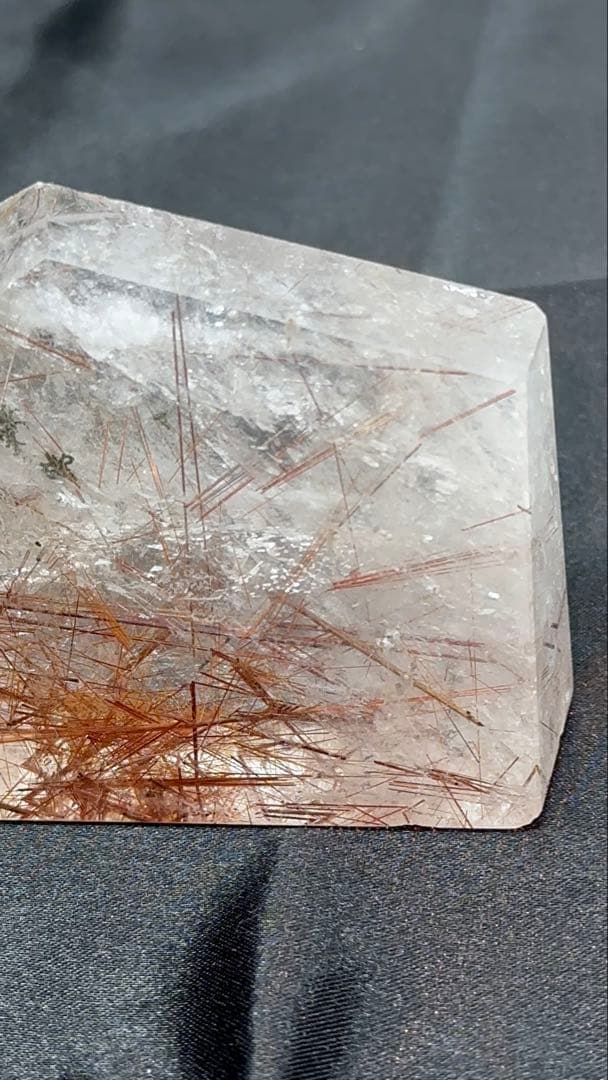 【天然石】レッドルチルクォーツ フリーカット 原石 ポイント 裸石 置物