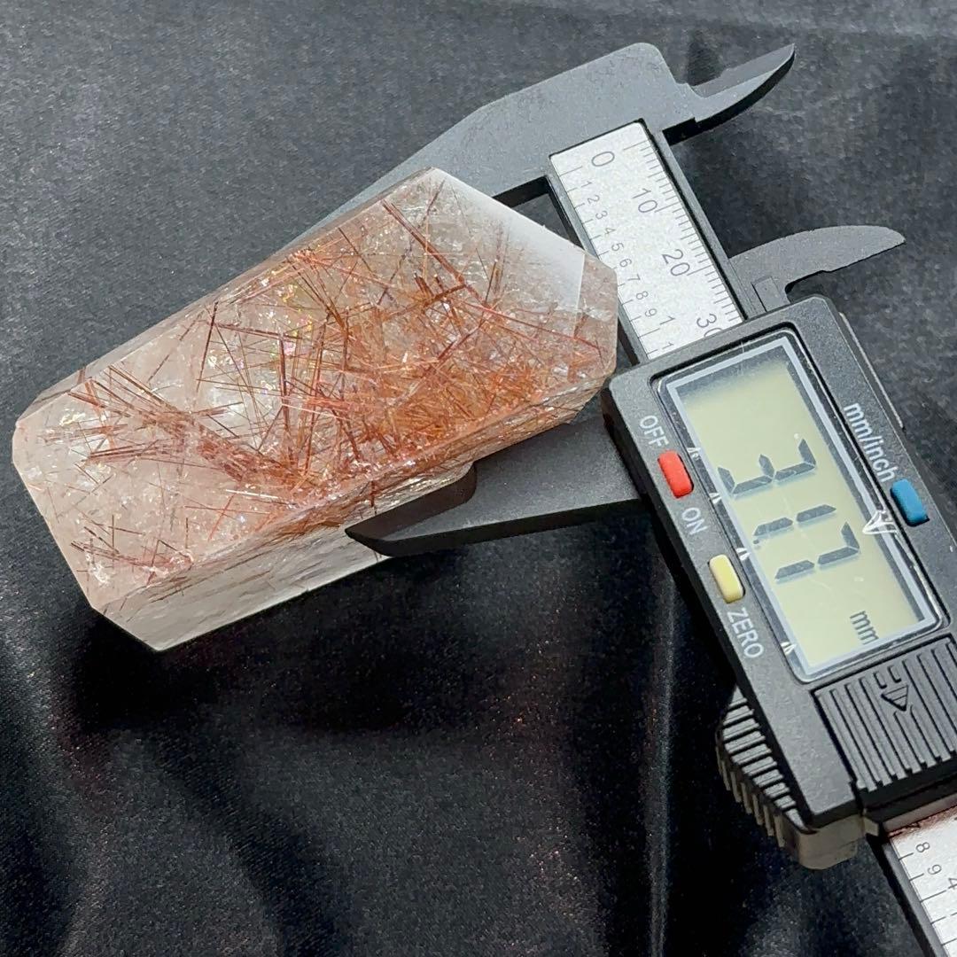 【天然石】レッドルチルクォーツ フリーカット 原石 ポイント 裸石 置物
