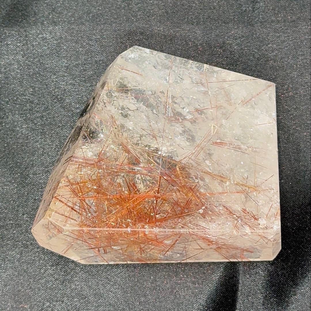 【天然石】レッドルチルクォーツ フリーカット 原石 ポイント 裸石 置物
