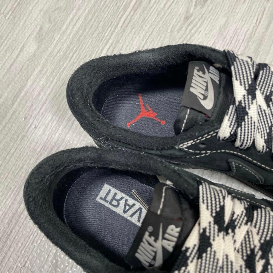 Me. NIKE ナイキ Travis Scott