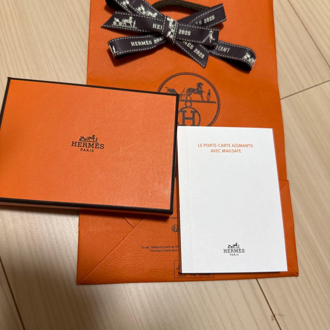 さ*ら様 新作！早い者勝ち！HERMES iPhone MagSafe カードホ