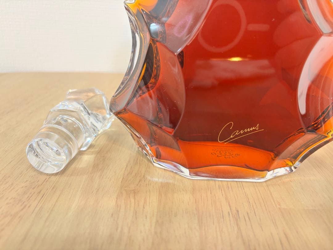 CAMUS コニャック ボトル クリスタル栓付き