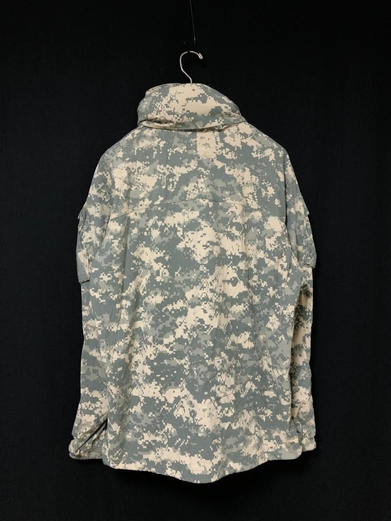 米軍実物◆ECWCS　レベル5 UCP　デジカモ 迷彩　ソフトシェルジャケット