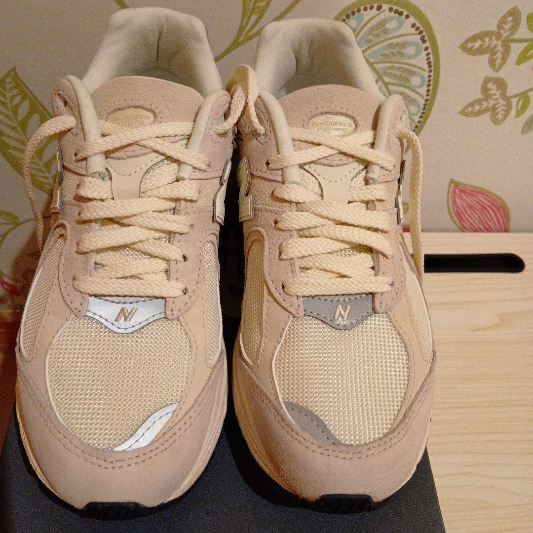 New Balance M2002RCC ベージュ 25.0cm