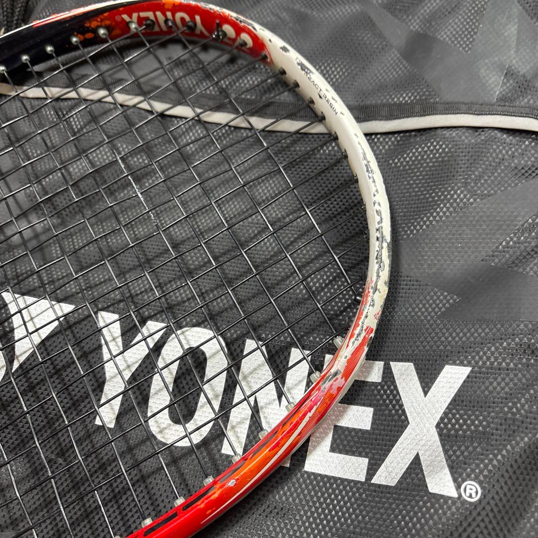 YONEX VOLTRAGE ラケット2本セット、エッジガード(おまけ)