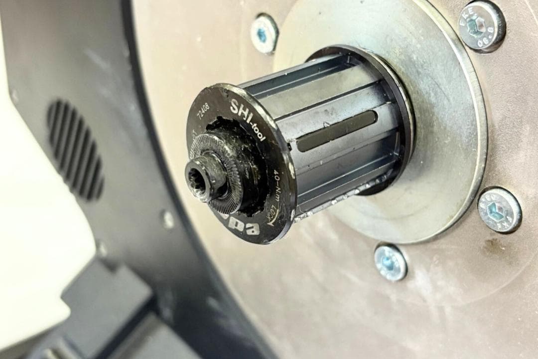 本日限定セールV15) Garmin タックス Tacx ローラー 前輪土台付