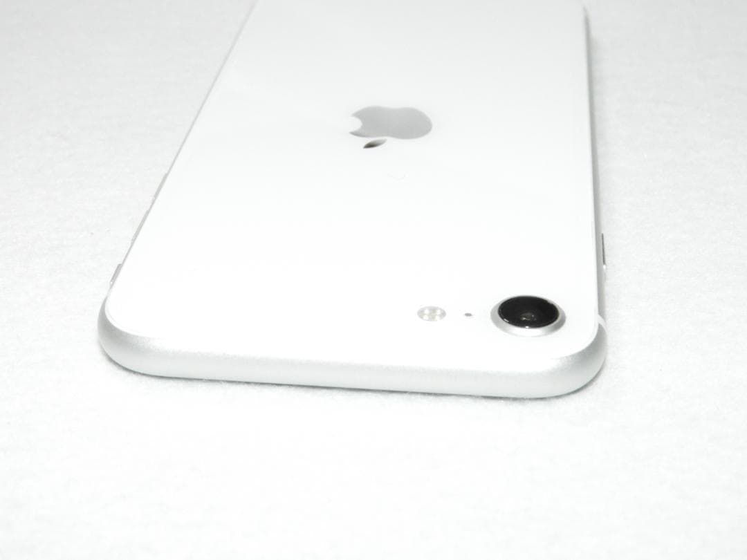 iPhoneSE 第2世代 64GB A2296 MX9T2J/A SIMフリー