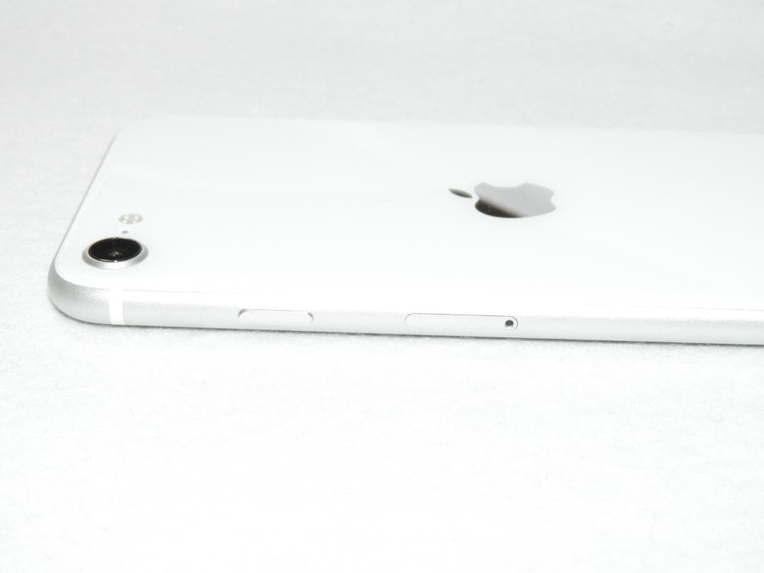 iPhoneSE 第2世代 64GB A2296 MX9T2J/A SIMフリー