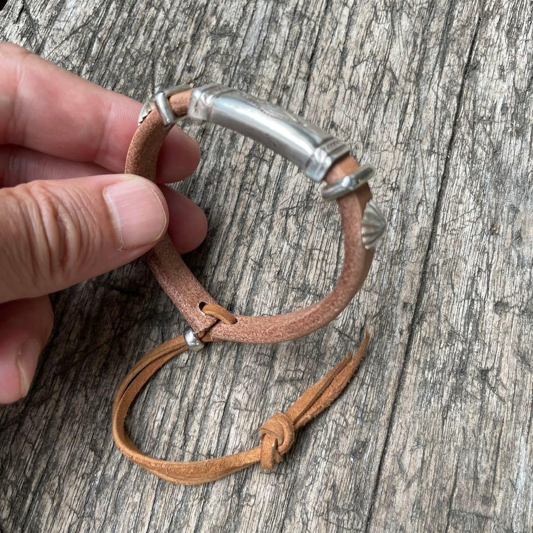 サドル レザー ブレスレット バングル カン ハンドメイド ノーブランド