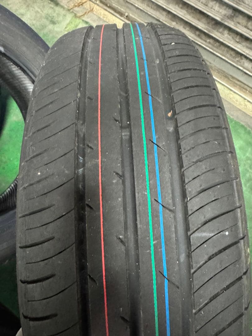新車外しTOYO PROXES J68 205/60R16 4本で34000円