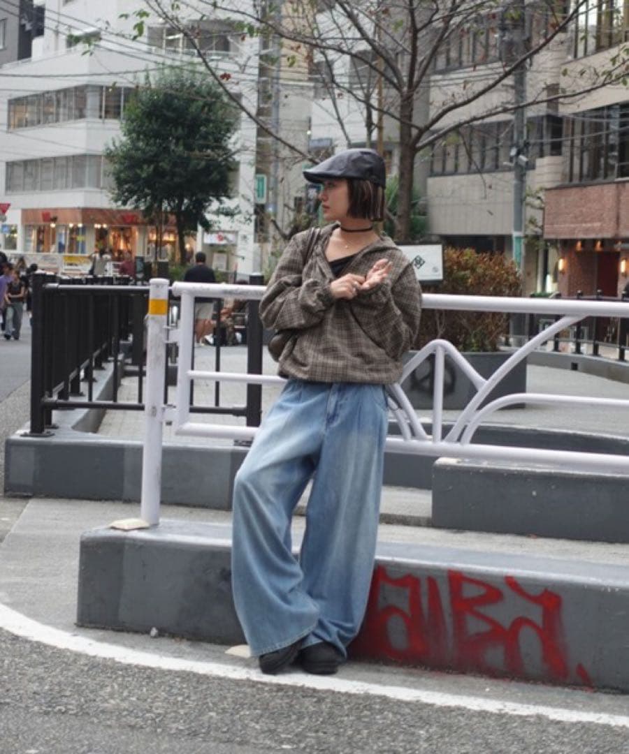 【2/8までの価格です】TEEN BOOP ダブルタックボーイズデニム/ブルー