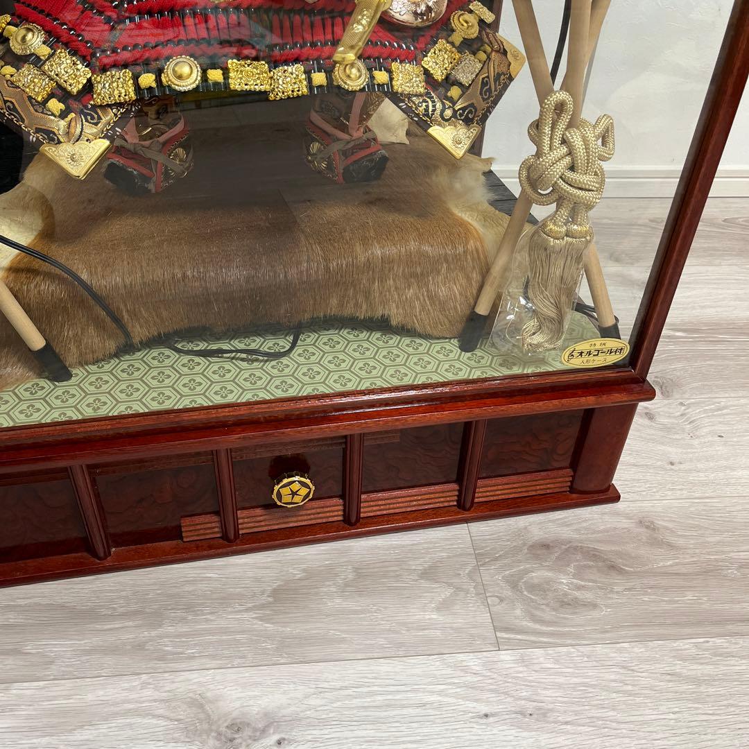 美品　五月人形　兜　鎧兜　五月端午節句人形鎧兜飾り　オルゴール付き　節句