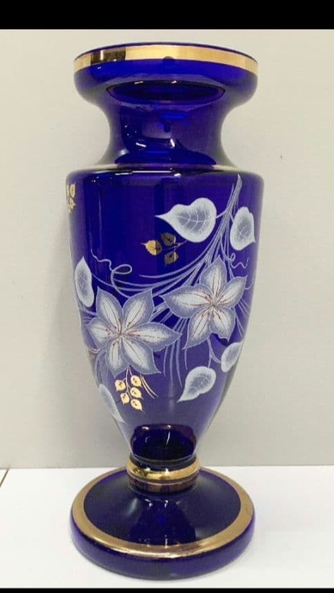 ボヘミアン花瓶　金色ライン縁どり 金白色花柄　ガラス製花瓶　高さ40cm