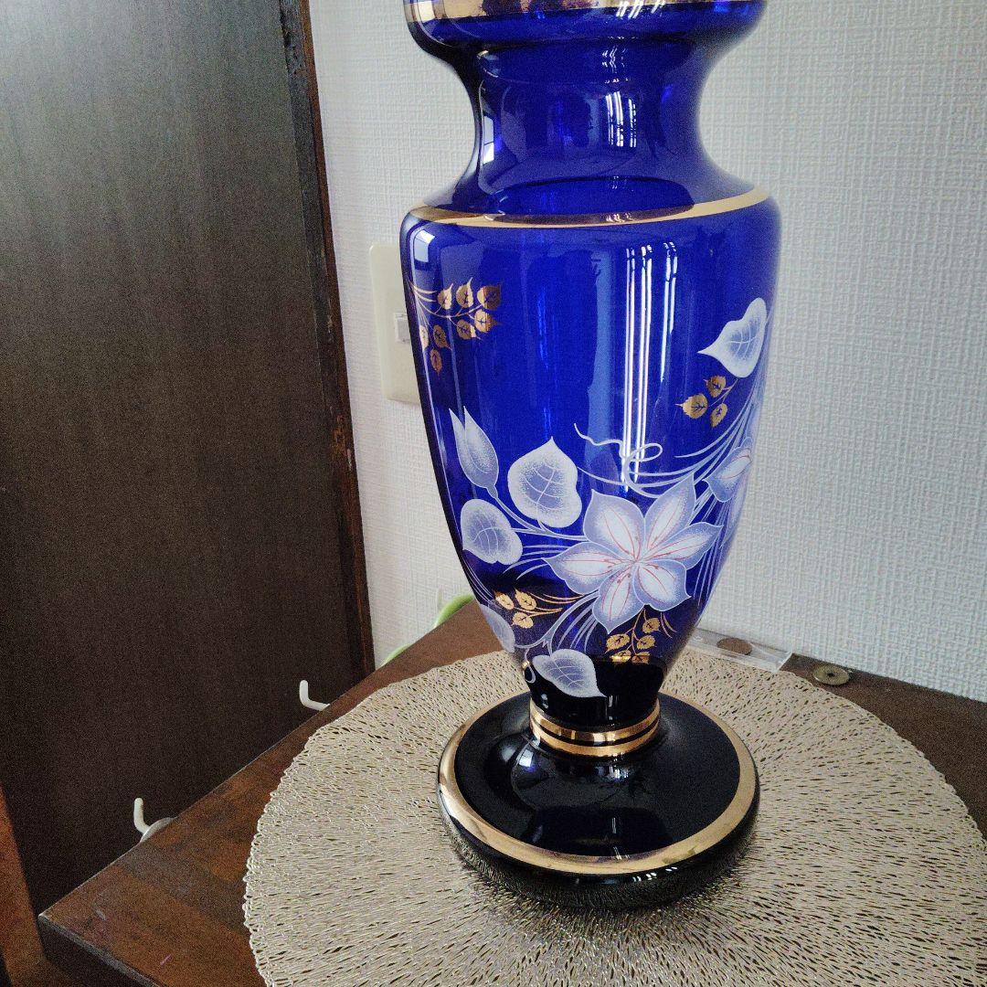 ボヘミアン花瓶　金色ライン縁どり 金白色花柄　ガラス製花瓶　高さ40cm