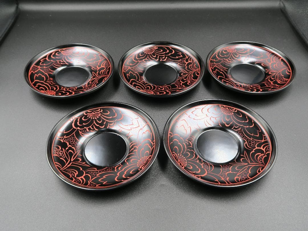 【輪島塗】沈赤牡丹彫 塩安謹製 二段重箱 茶托 銘々皿 五客揃まとめて 共箱