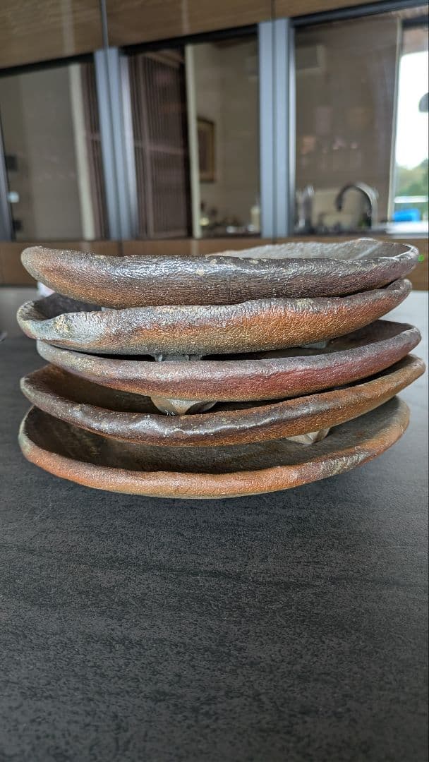 古備前焼に劣らない作家物の備前焼皿5枚。