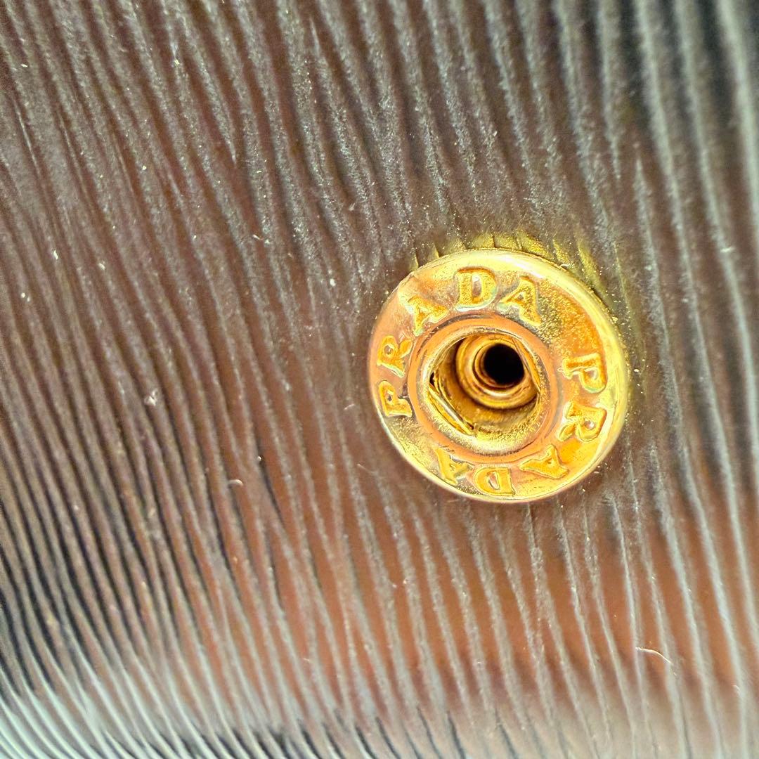 PRADA 黒 三つ折り財布 ブラック プラダ ウォレット ハイブラ