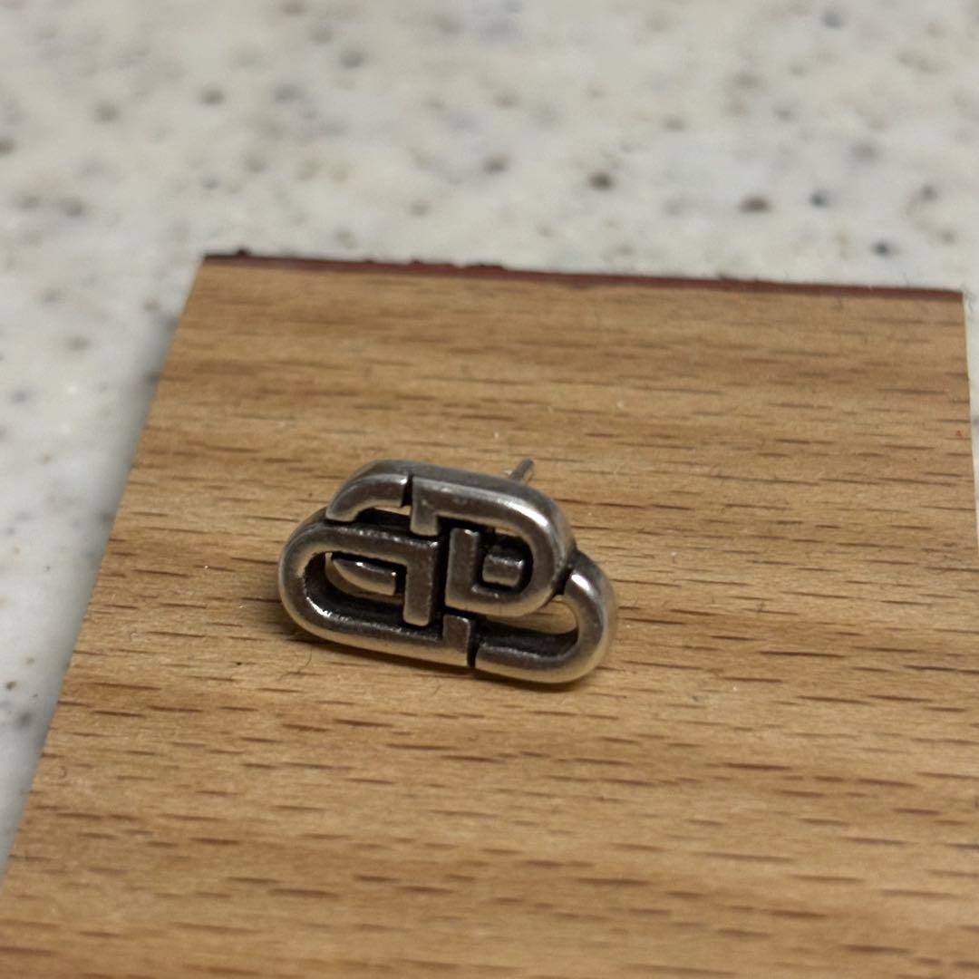 Balenciaga ピアス