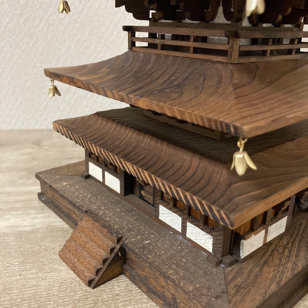 木製　法隆寺　五重塔　孝心作　焼板　高さ約50㌢　置物　〈検 彫刻　仏塔　寺院