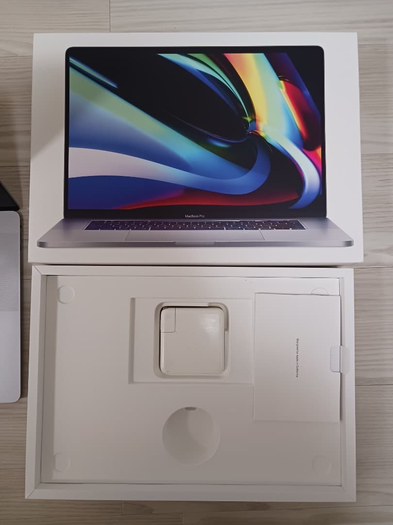 MacBook Pro 2019 16インチ