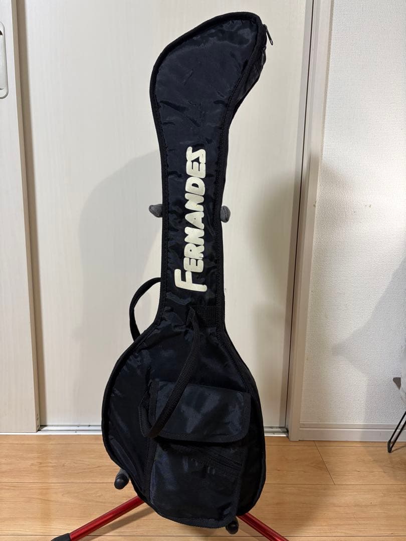Fernandes ZO-3 内蔵アンプOK！社外ピックガード・純正ケース付