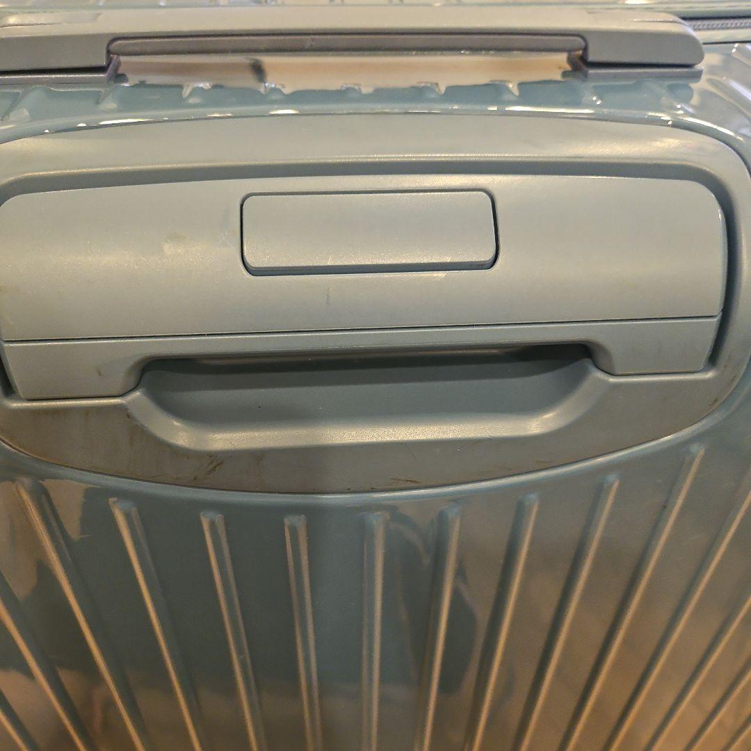 RIMOWA　スーツケース　エッセンシャル