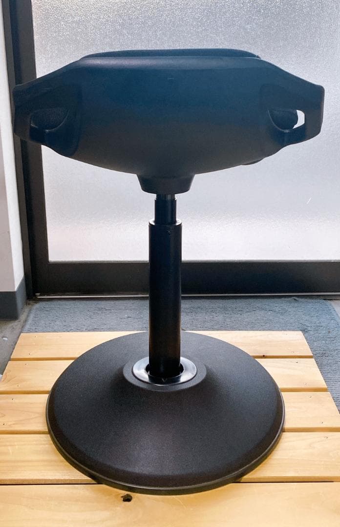 SONGMICS バランスチェア デスクチェア ブラック 高さ調節可能