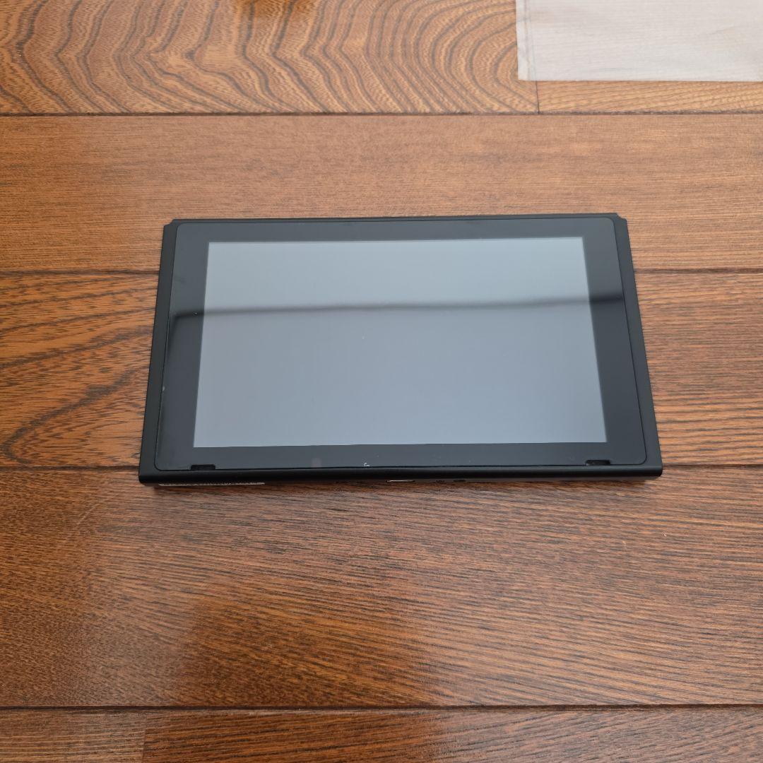 Nintendo Switch 本体　(ハードケース付き)