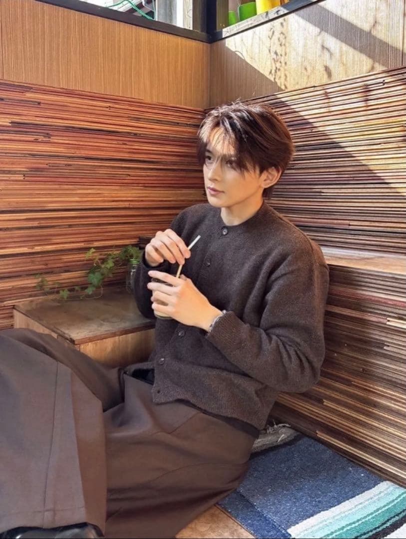 RADIANT Cropped round cardigan　らんくん　嵐くん