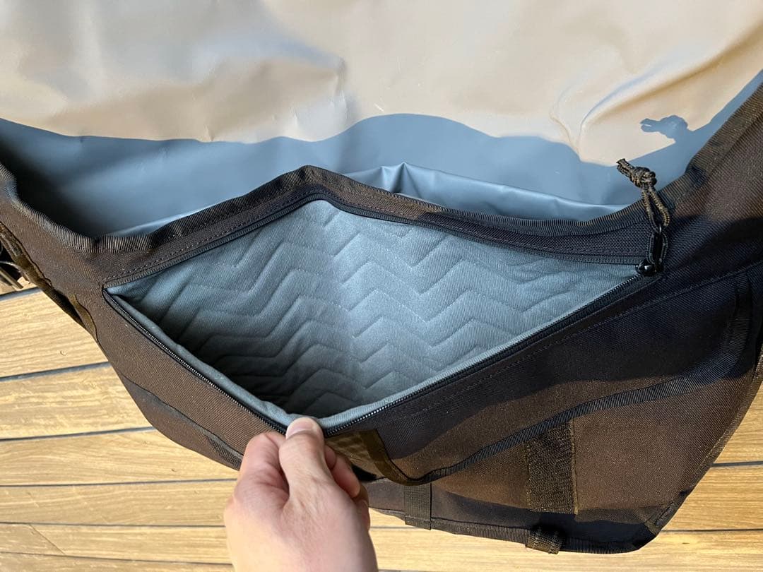 【美品】 CHROME クローム CTZ メッセンジャーバッグ ブラック 24L