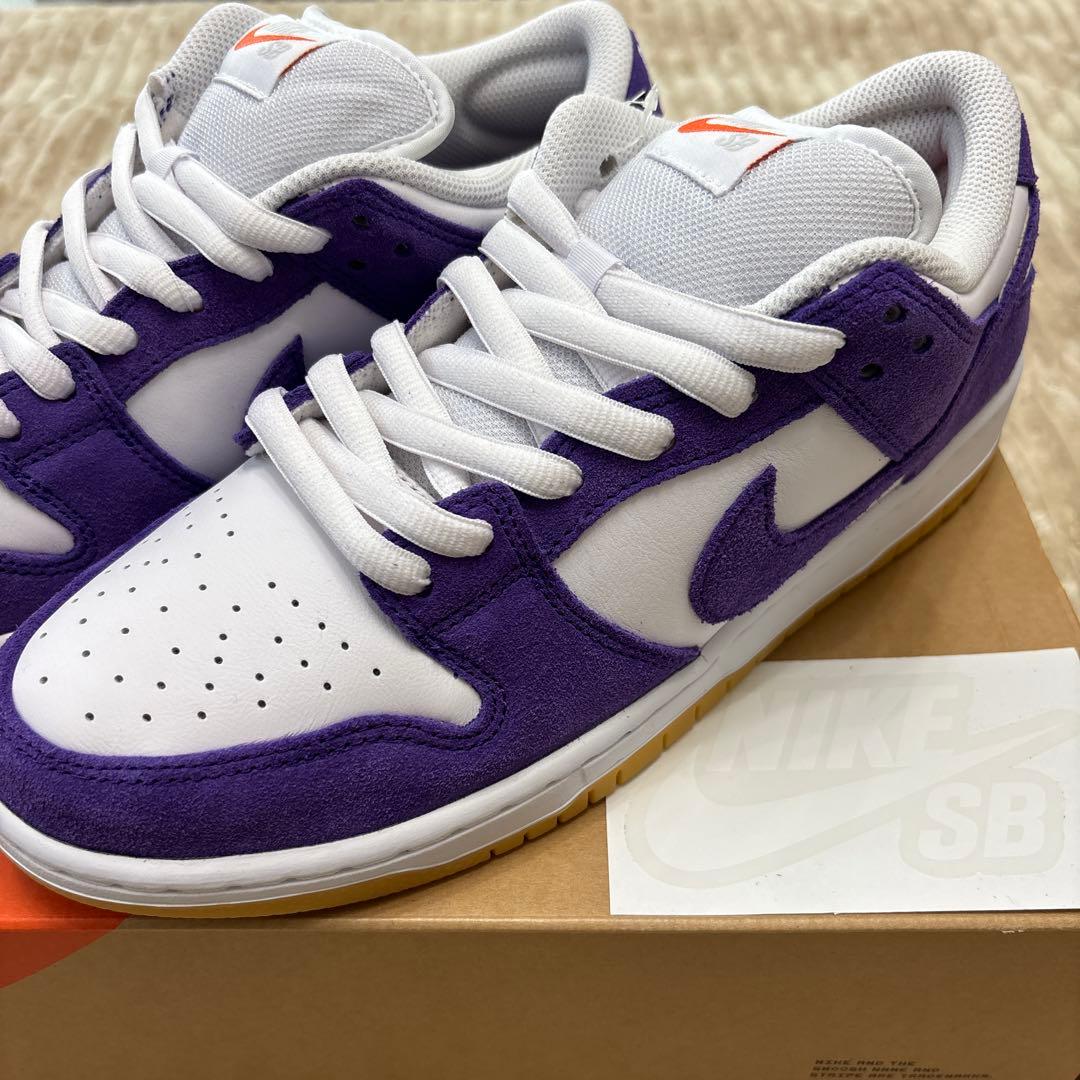 Nike SB Dunk Low ホワイト/パープル