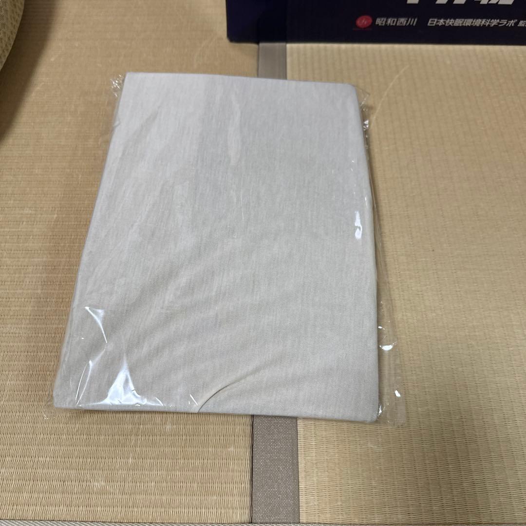 昭和西川ギガ枕