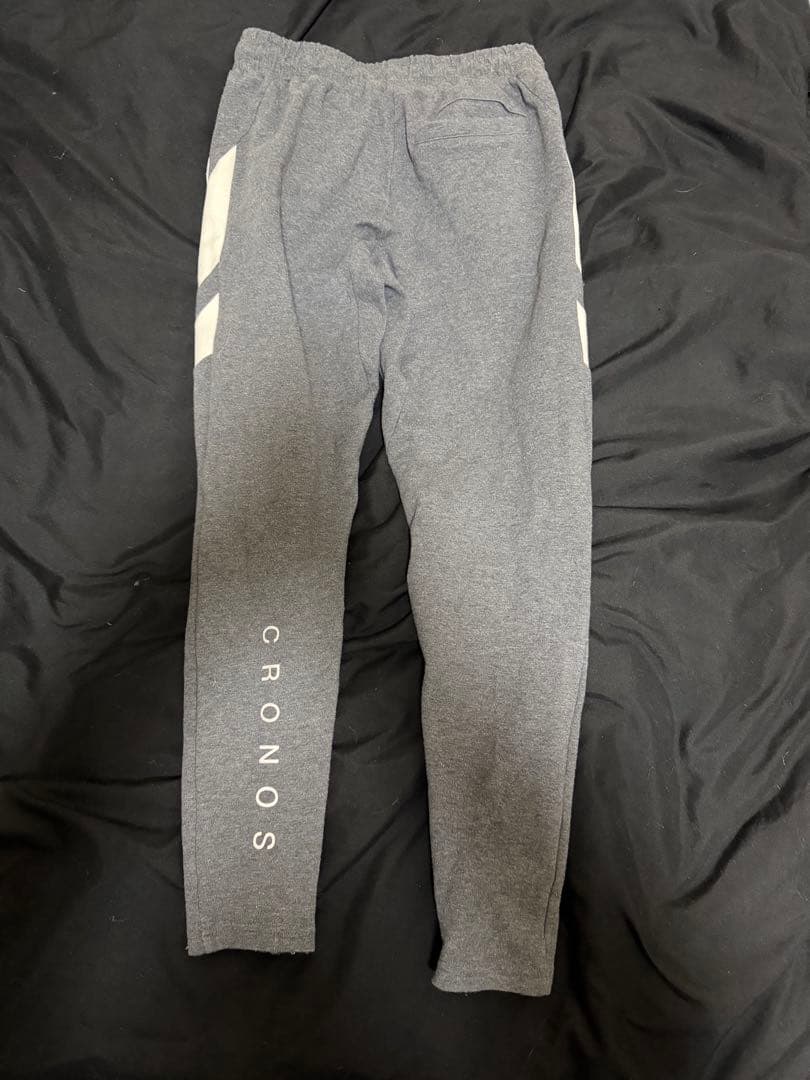 クロノス　CRONOS ズボン　スウェット
