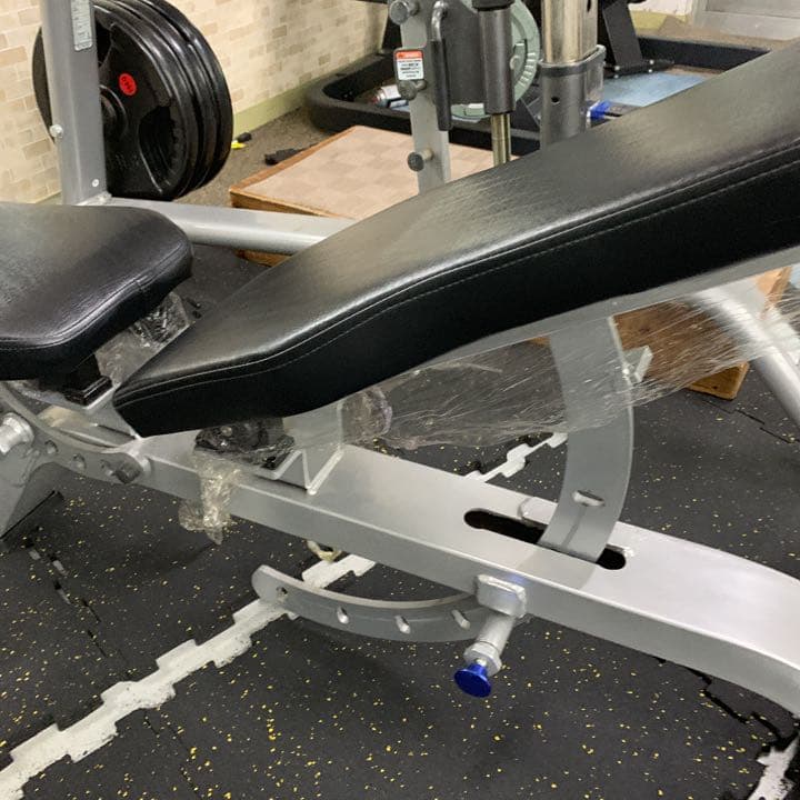 アジャストベンチ