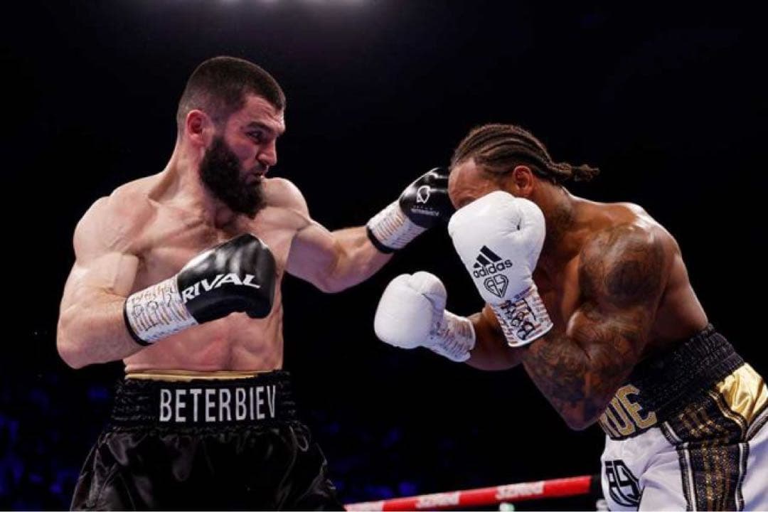 【新品未使用】　RIVAL ライバル　ボクシンググローブ　8oz