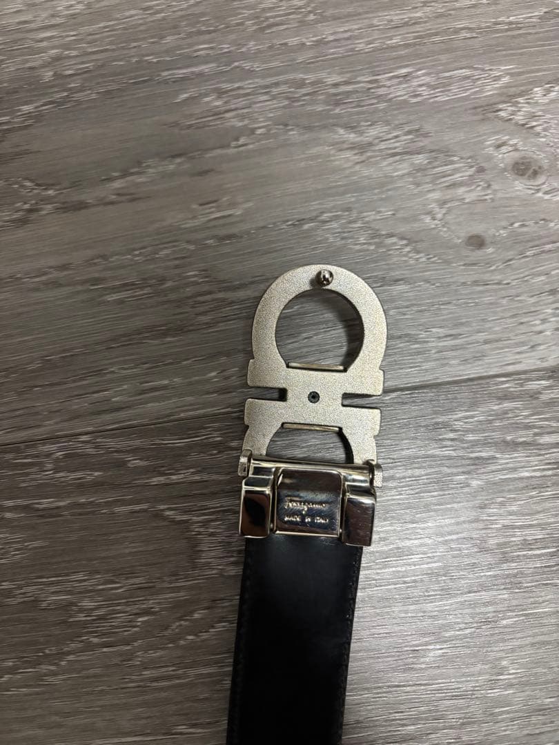 美品Ferragamo フェラガモ　ベルト リバーシブル
