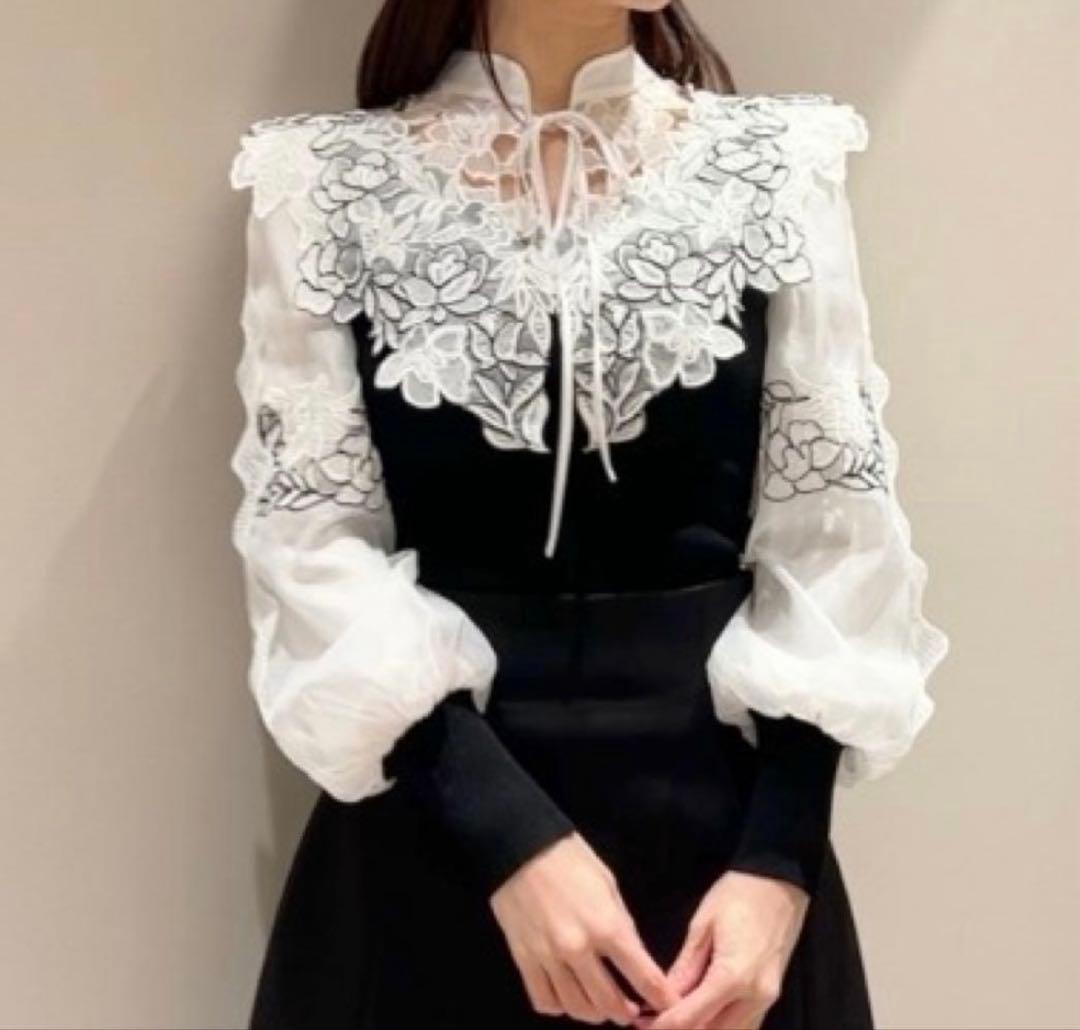 スナイデル　レースカラーニットプルオーバー