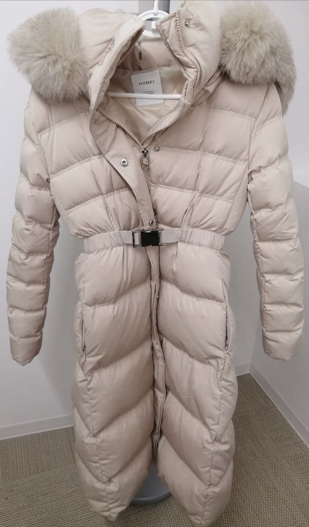 n*6様 DOUBLE J　ベージュ ダウンコート フード付き　レディース服