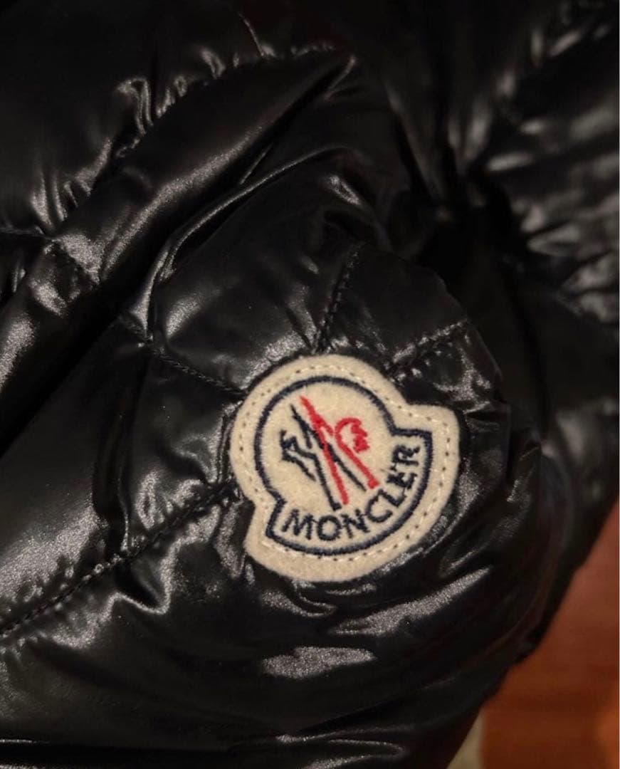 美品　モンクレール　ダウン　コート　ジャケット　1 MEINA 黒フード付き