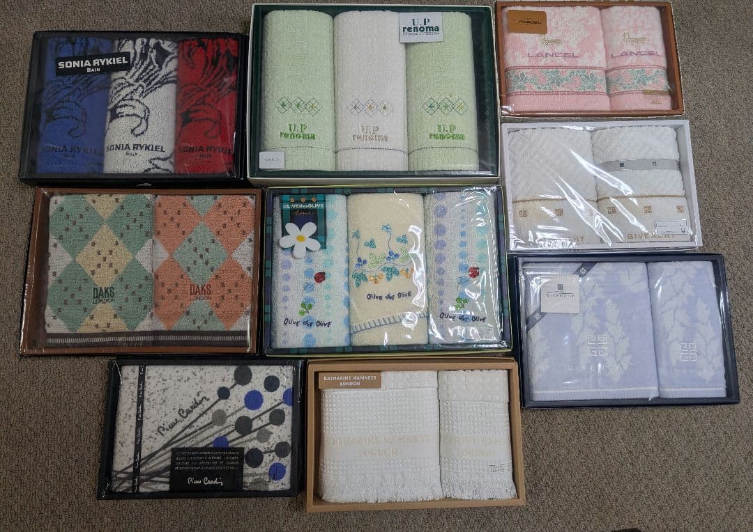 ブランドタオル&ハンカチセット19点