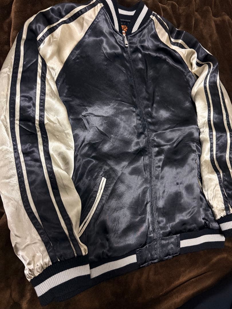 美品 ２面用 SATORI クマ 日本限定 スカジャン vintage レーヨン