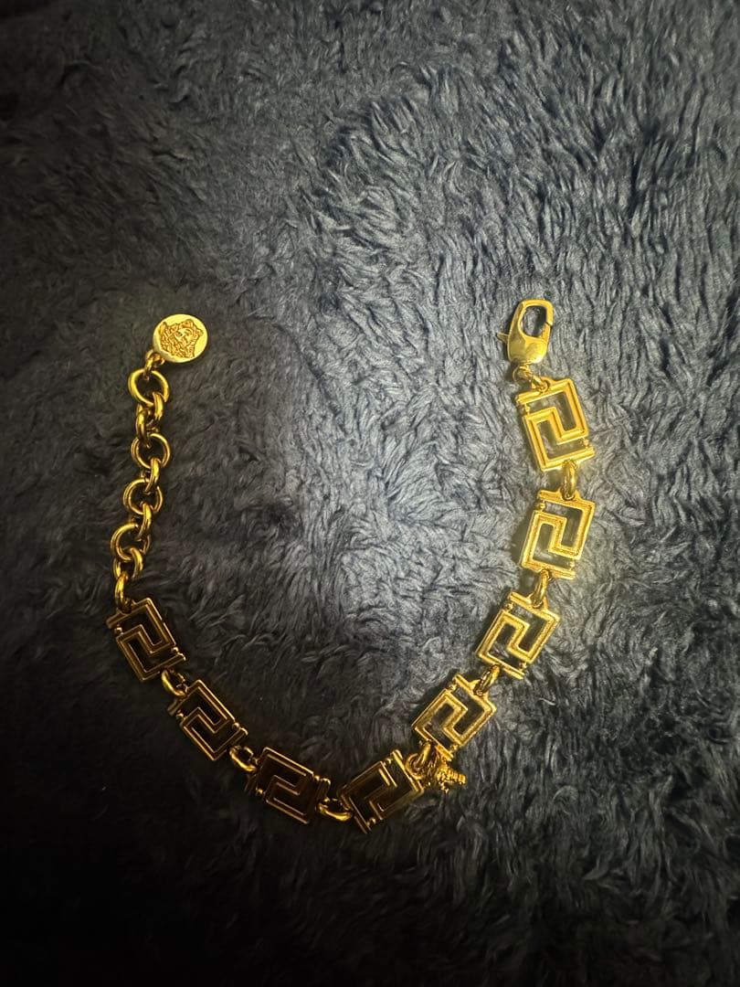 VERSACE ゴールド グレカブレスレット　箱あり