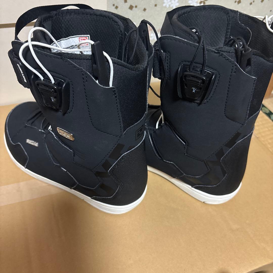 DEELUXE TEAM スノーボードブーツ ブラック