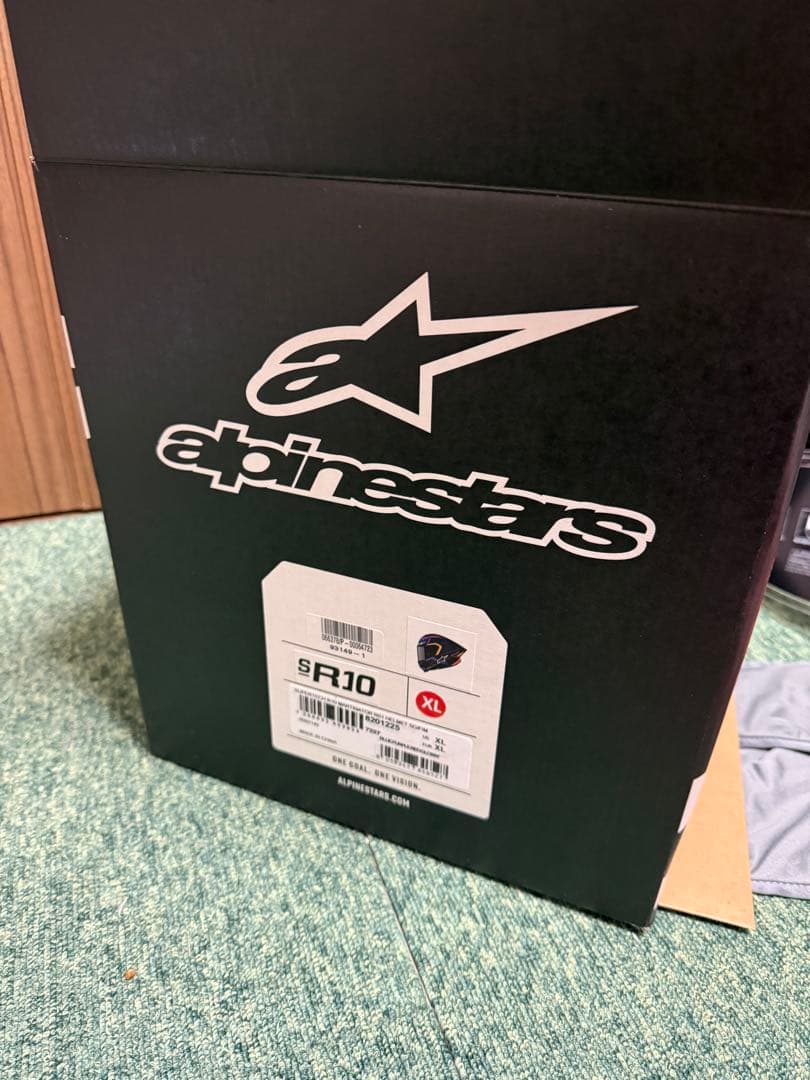 Alpinestars スーパーテックR10 日本限定100個