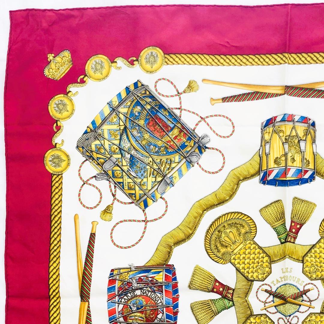 HERMES エルメス カレ90 タンブールの太鼓 スカーフ レッド系 タグなし